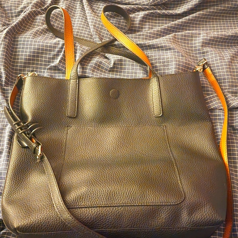 Black purse